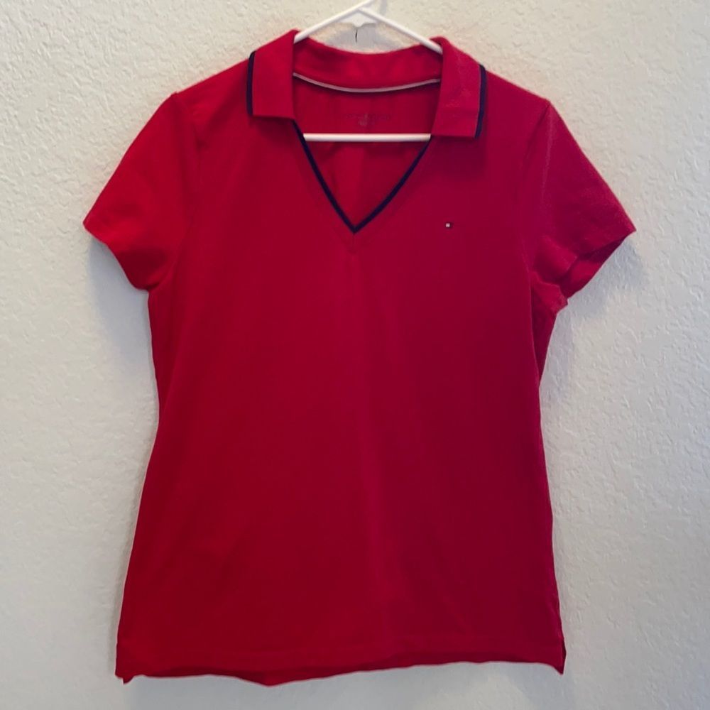 ❤️Women’s Tommy Hilfiger top size large